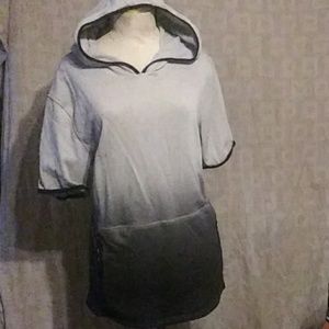 Hooded shirt with side zipper pockets.Make a great